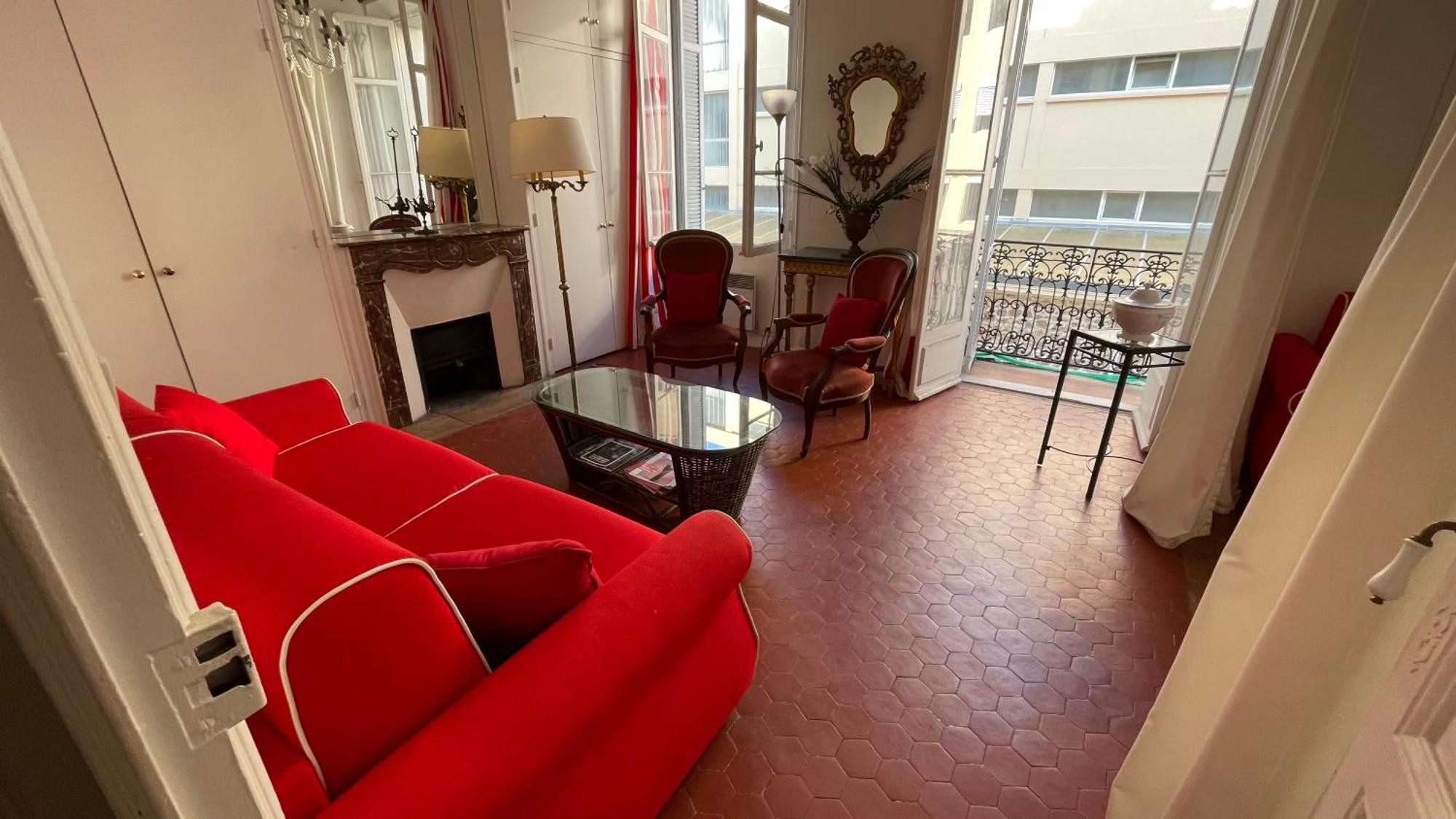 Large 2-room - Wifi, Air Conditioning Apartamento